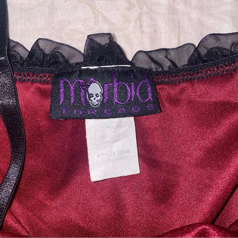 *SOLD* vintage morbid threads top - Picture 3 of 9